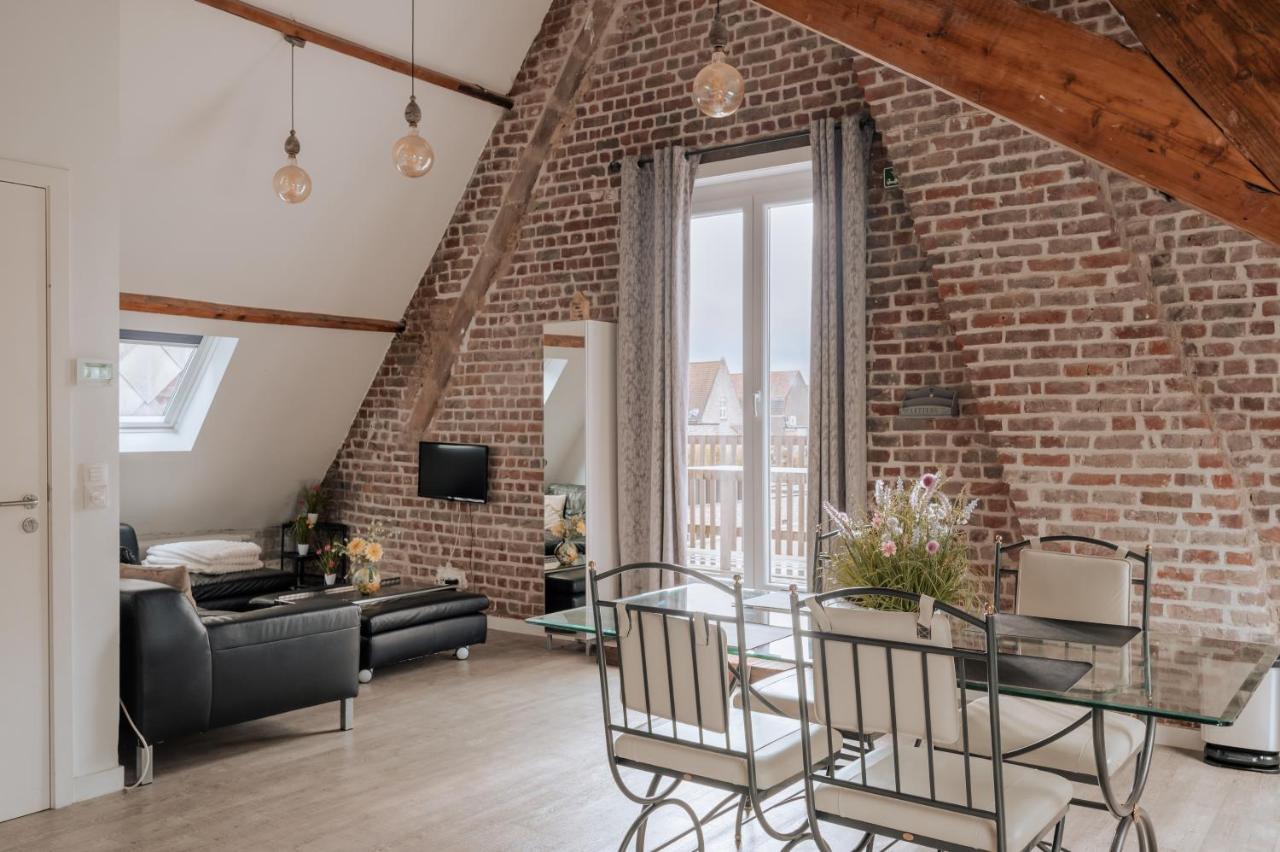 Amazing 2 Rooms Design Apartement Loft 예페르 외부 사진