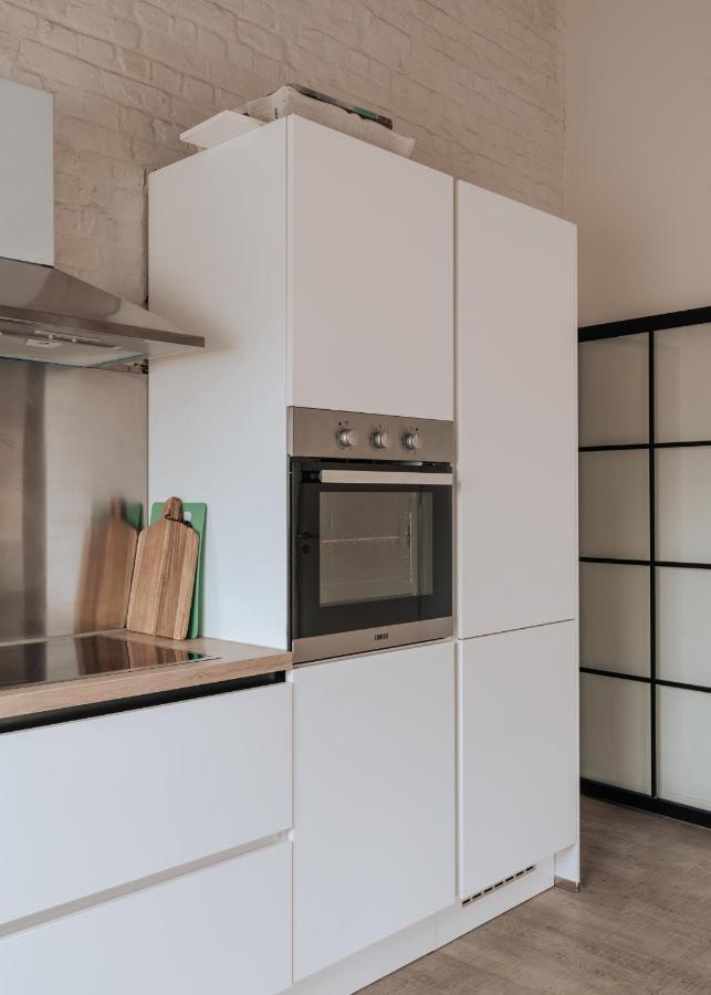 Amazing 2 Rooms Design Apartement Loft 예페르 외부 사진