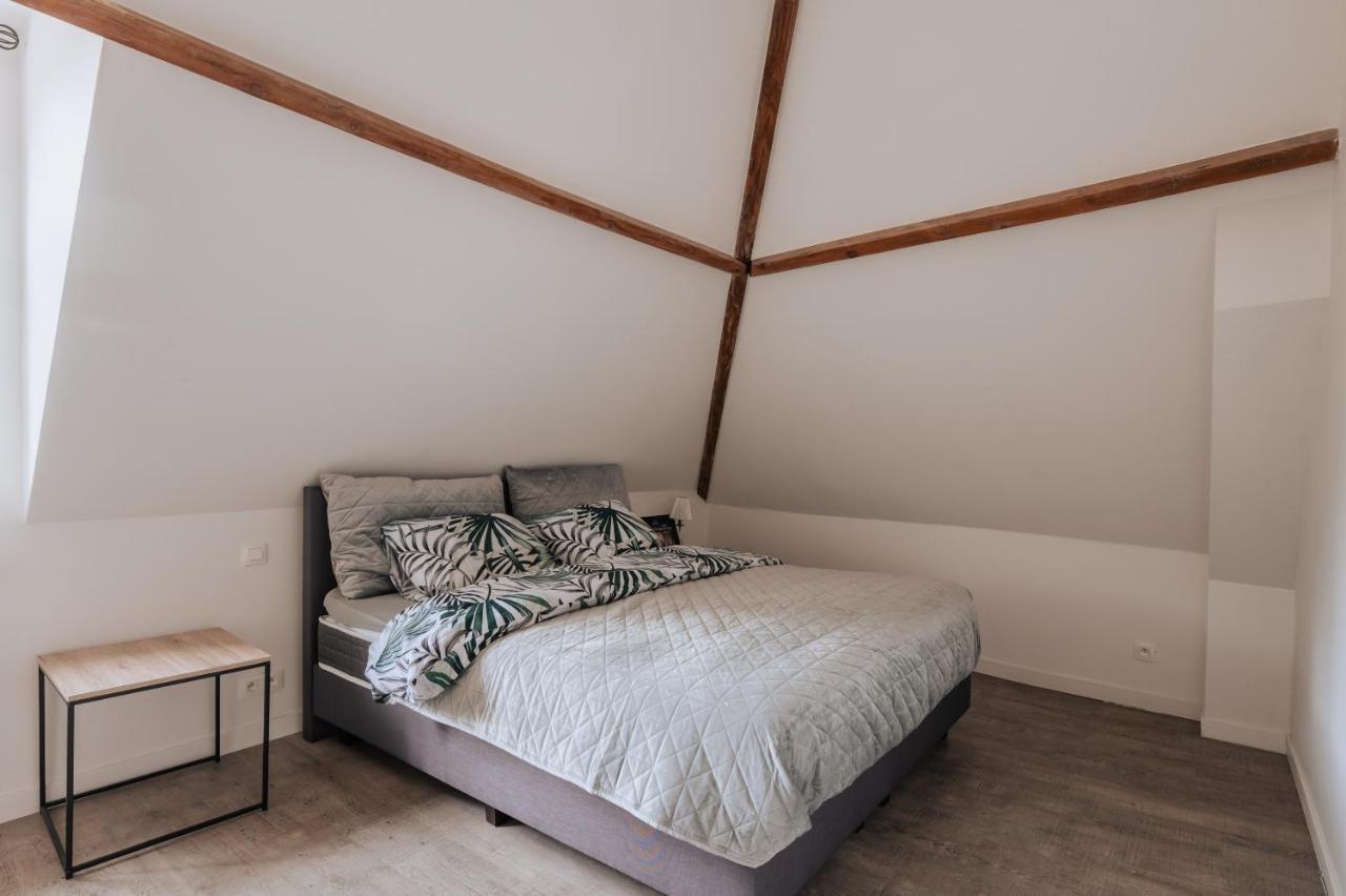 Amazing 2 Rooms Design Apartement Loft 예페르 외부 사진